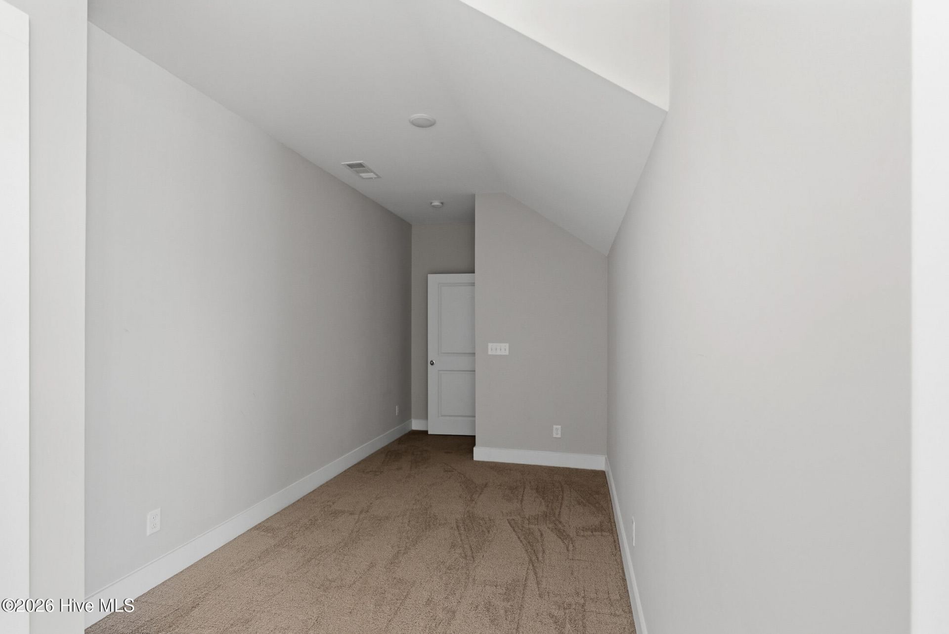 644 Broadsword Way Photo 57
