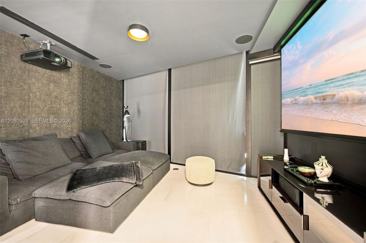 300 Biscayne Blvd Way, Unit 301, Miami, FL 33131 Photo