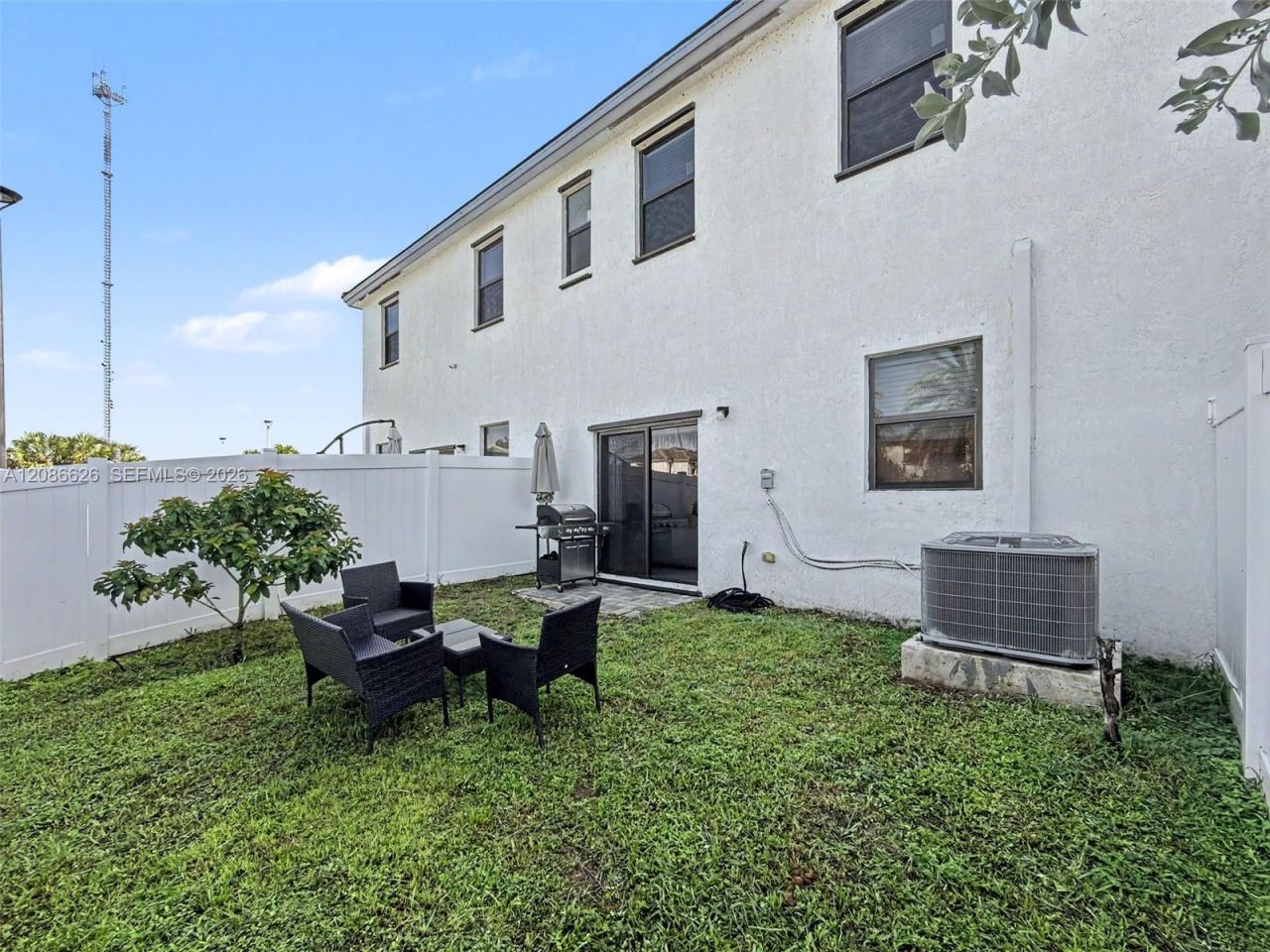 20374 NW 4th Path, Miami Gardens, FL 33169 Photo