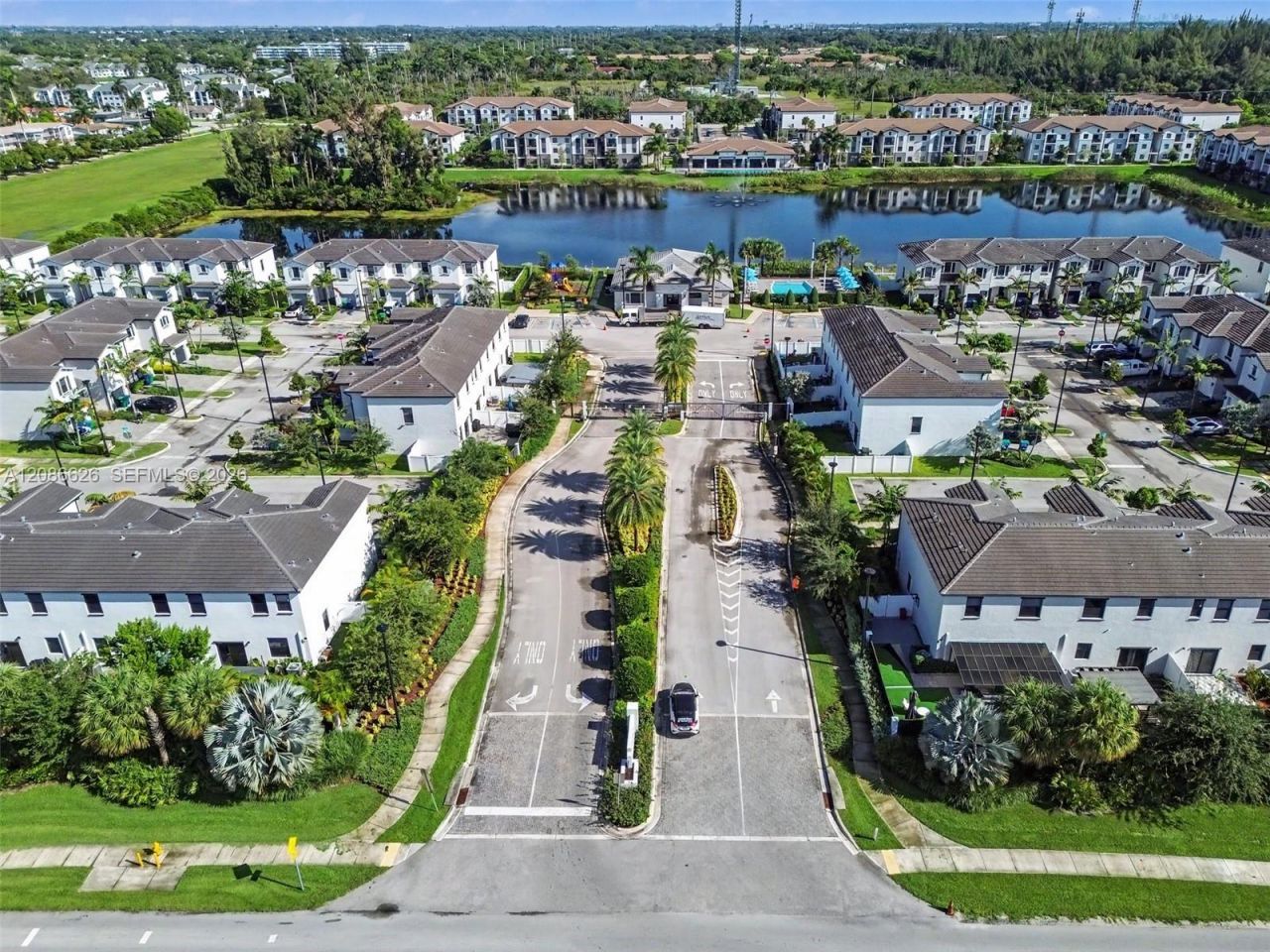 20374 NW 4th Path, Miami Gardens, FL 33169 Photo