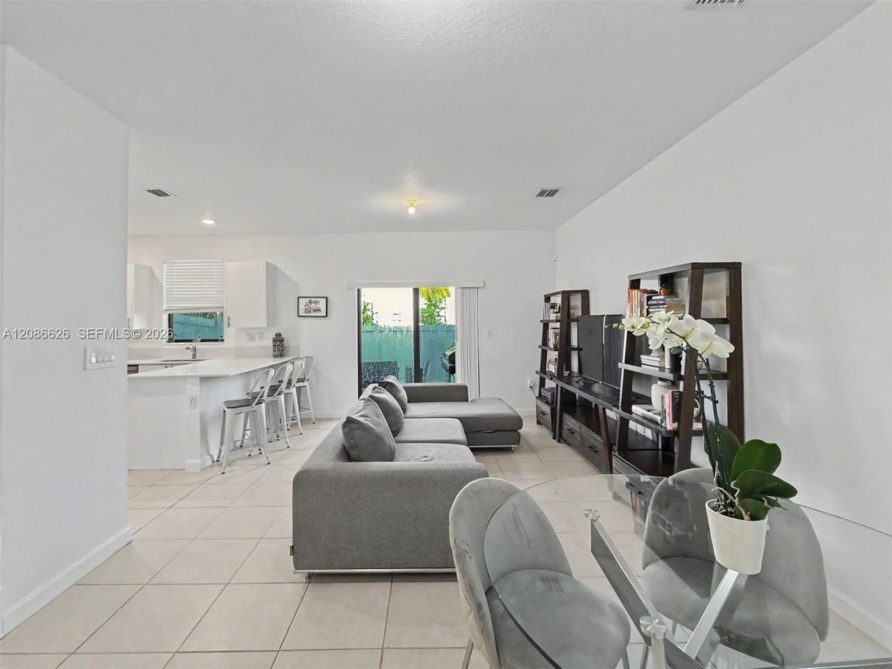 20374 NW 4th Path, Miami Gardens, FL 33169 Photo