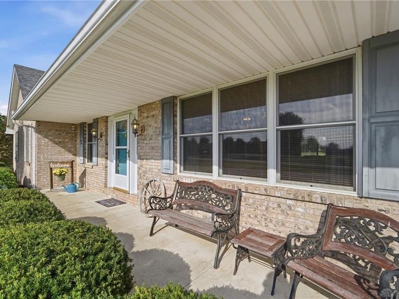 135 Country Manor Drive, Wilmington, OH 45177 Photo 7