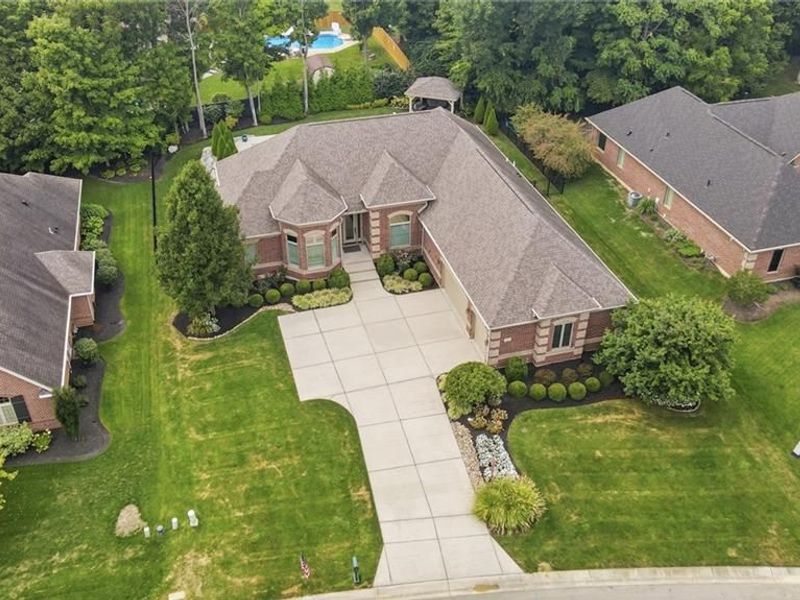 4017 Sable Ridge Drive, Bellbrook, OH 45305 Photo 3