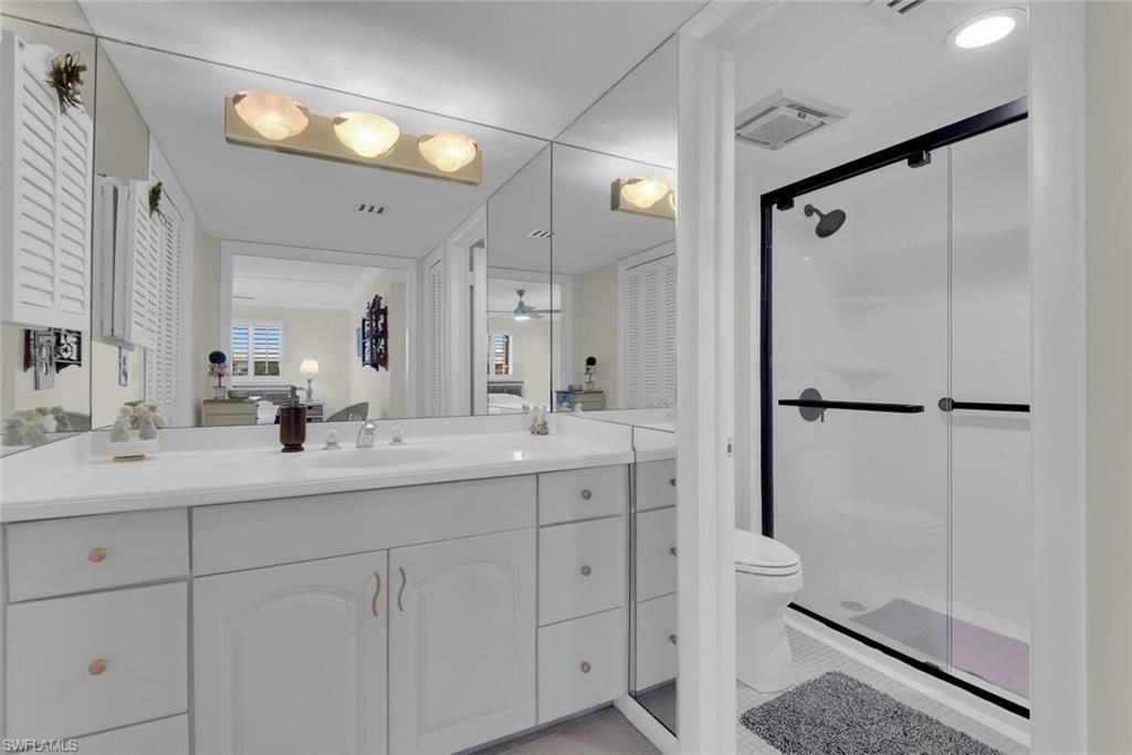 222 Harbour Dr, Unit 403, Naples, FL 34103 Photo