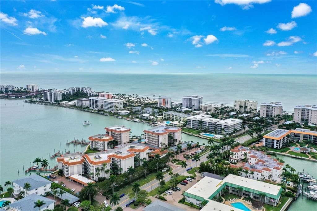 222 Harbour Dr, Unit 403, Naples, FL 34103 Photo