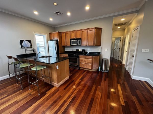 10 Bristol St., Unit 3, Cambridge, MA 02141