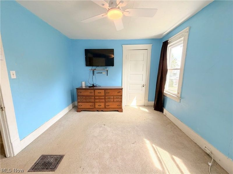 3882 W 42nd Street, Cleveland, OH 44109 Photo 13