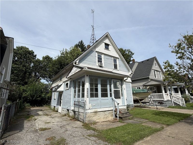 3882 W 42nd Street, Cleveland, OH 44109 Photo 3