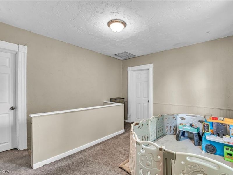 695 N Saint Clair Street, Painesville, OH 44077 Photo 28