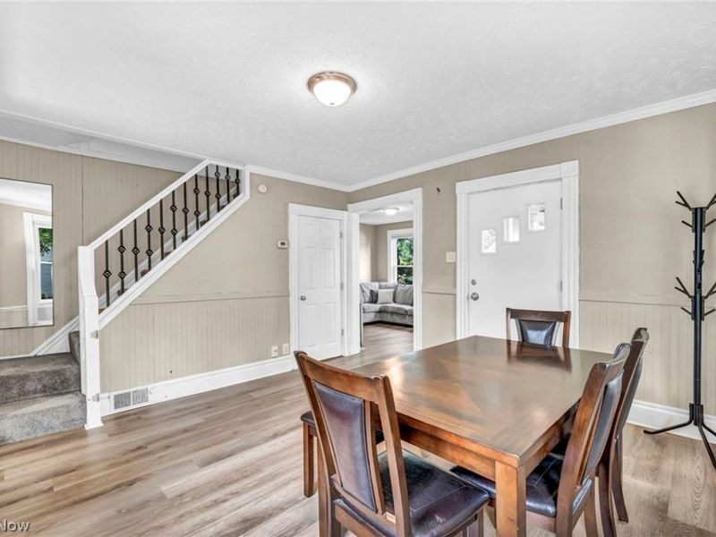 695 N Saint Clair Street, Painesville, OH 44077 Photo 5