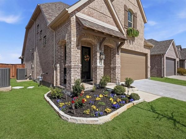 3913 Southbend Drive, Denison, TX 75020