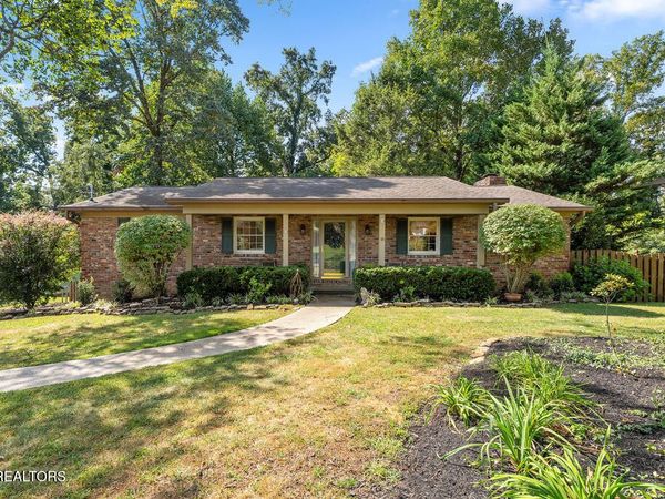 929 Corning Rd, Knoxville, TN 37923
