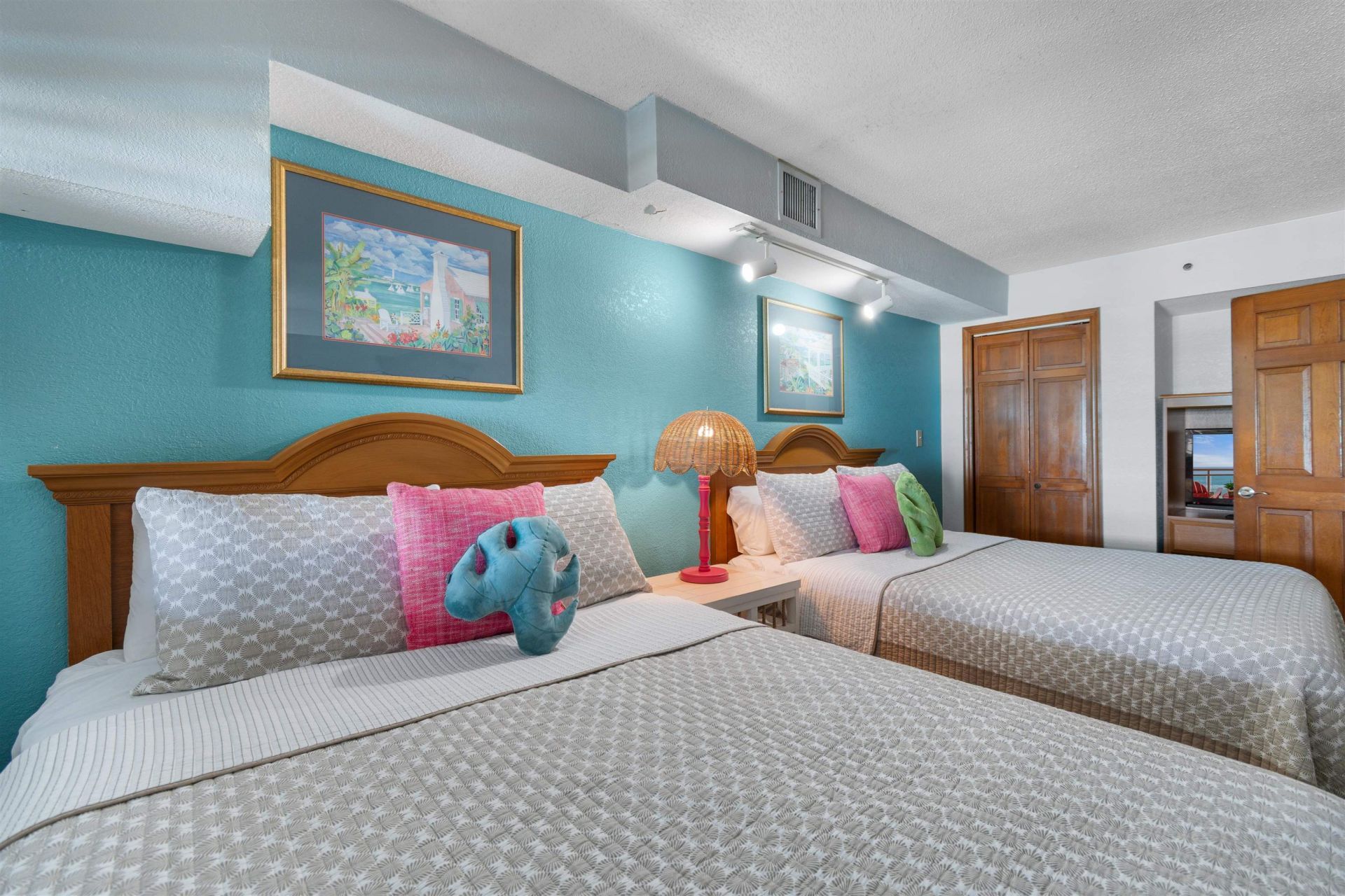4800 South Ocean Blvd. Photo 18