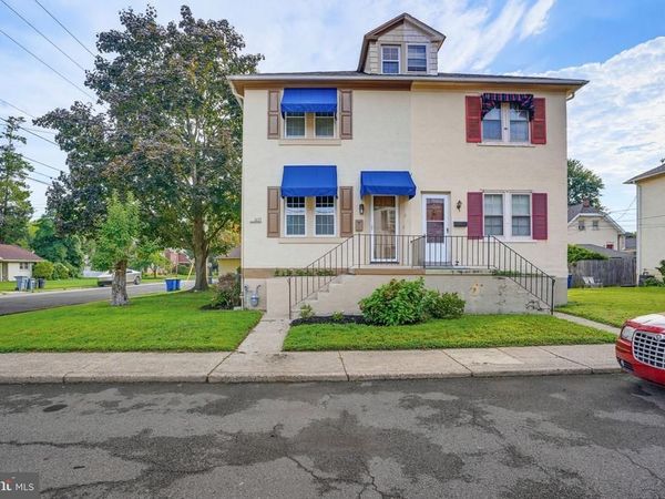 611 DEEMER PLACE, NEW CASTLE CITY, DE 19720