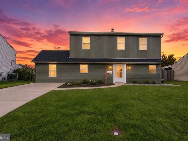 19 NARCISSUS LANE , LEVITTOWN, PA 19054