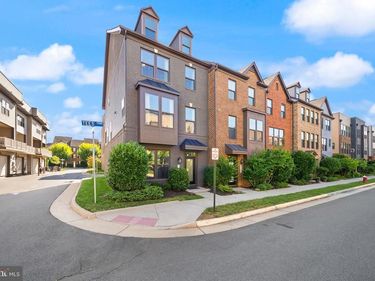 22306 TEES TERRACE, ASHBURN, VA 20148