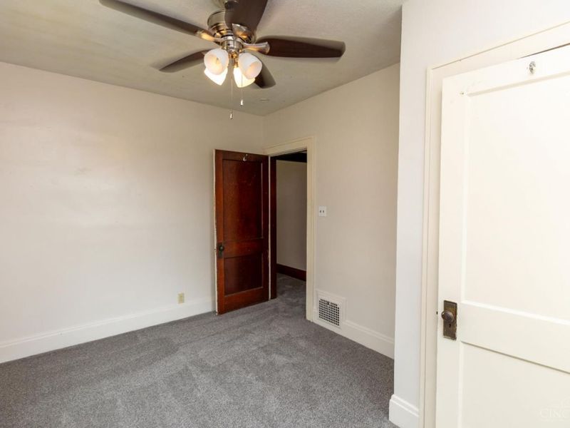 1031 Schiff Avenue, Cincinnati, OH 45205 Photo 6