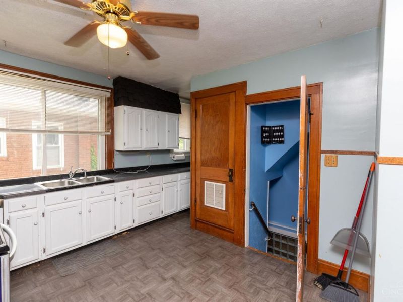 1031 Schiff Avenue, Cincinnati, OH 45205 Photo 9