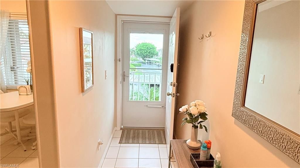6945 Dennis Cir, Unit i206, Naples, FL 34104 Photo