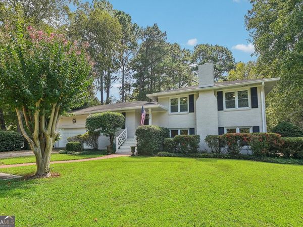1356 Peachtree Battle Avenue, Atlanta, GA 30327
