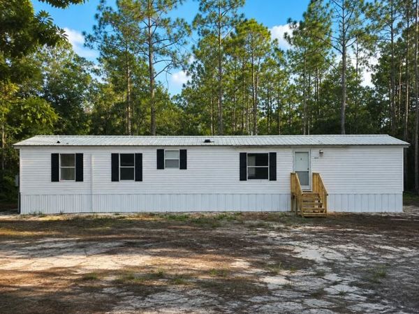 1655 NW 65th St, Bell, FL 32619
