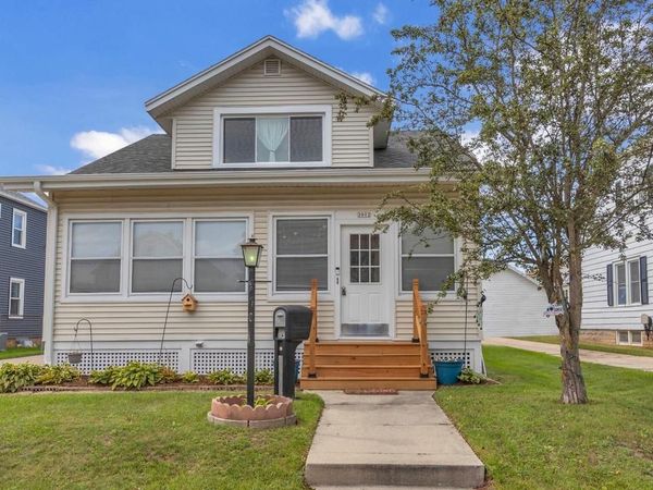 2012 N 19th STREET, Sheboygan, WI 53081