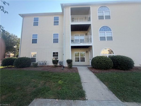 3721 Morris Farm Drive, Unit 1C, Greensboro, NC 27409