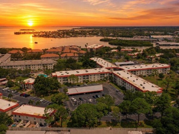 2700 BAYSHORE BOULEVARD , Unit 2110, DUNEDIN, FL 34698