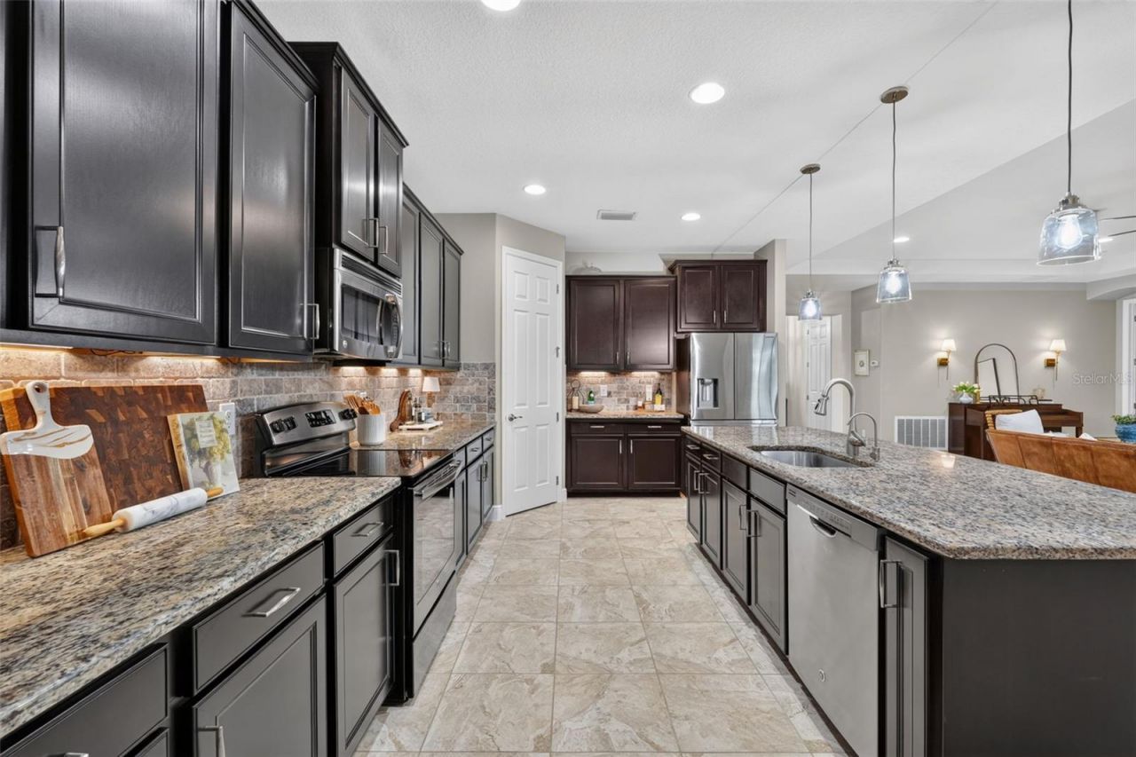 17111 2nd Avenue E, Bradenton, FL 34212 Photo