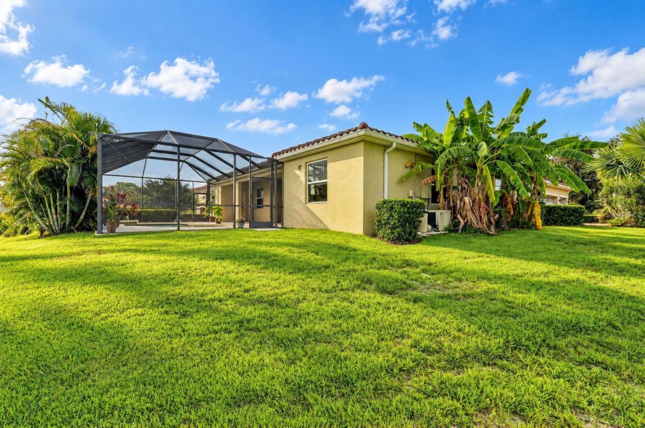17111 2nd Avenue E, Bradenton, FL 34212 Photo