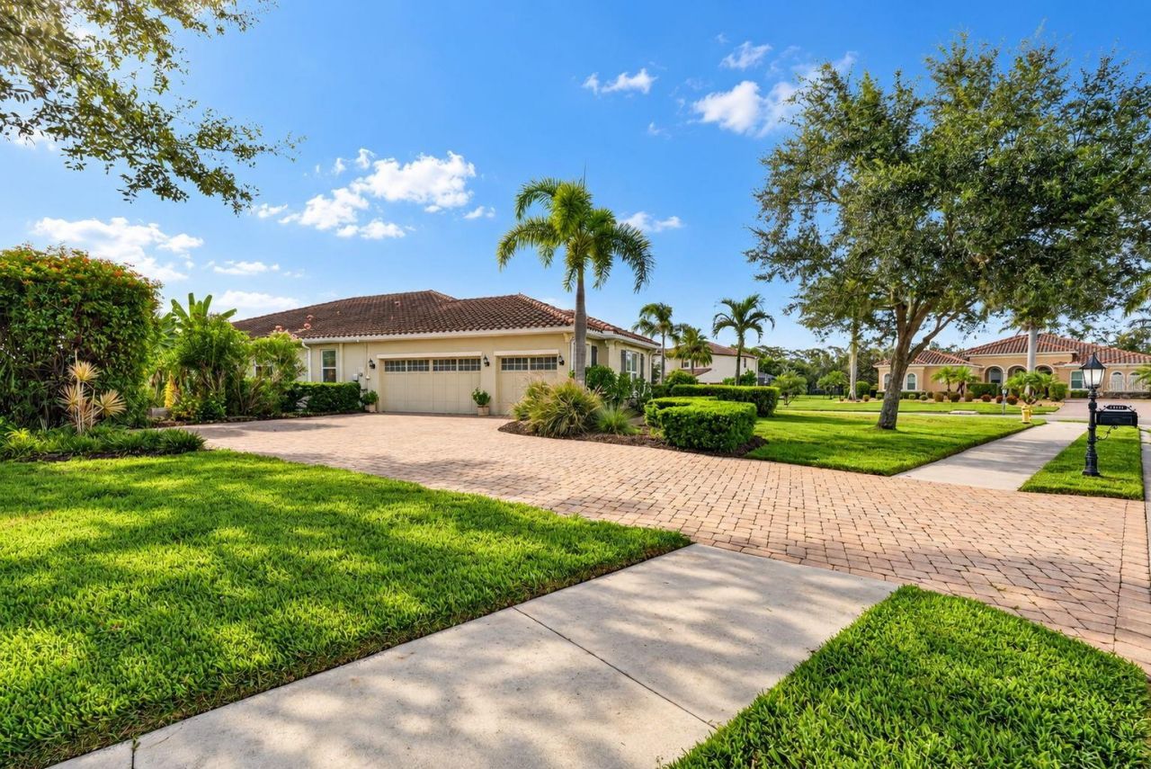 17111 2nd Avenue E, Bradenton, FL 34212 Photo
