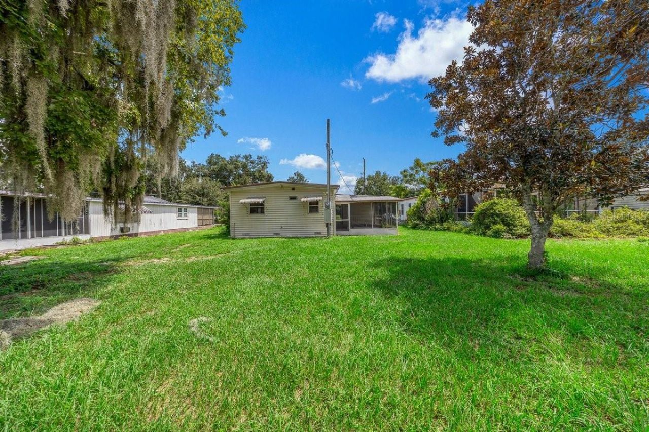 13337 Woodland Drive, Astatula, FL 34705 Photo