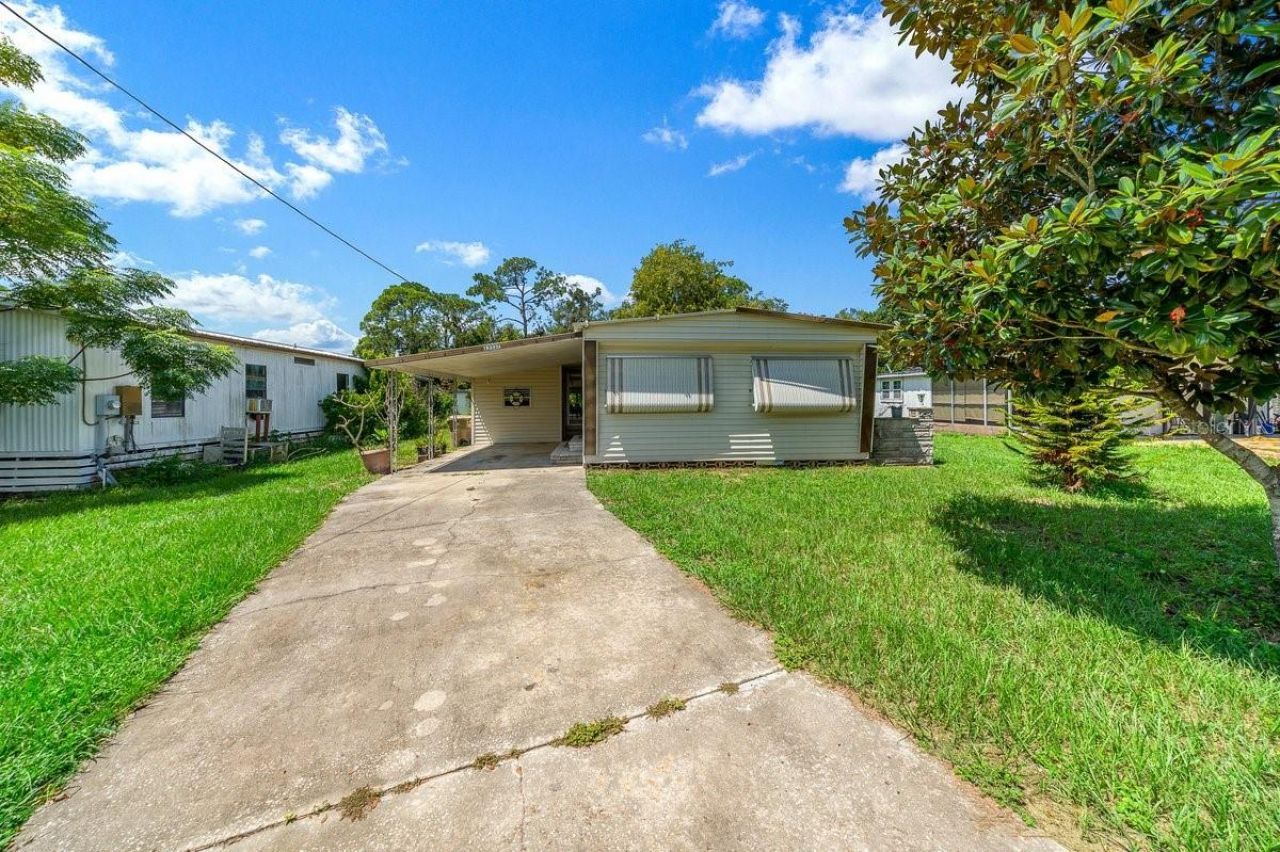 13337 Woodland Drive, Astatula, FL 34705 Photo