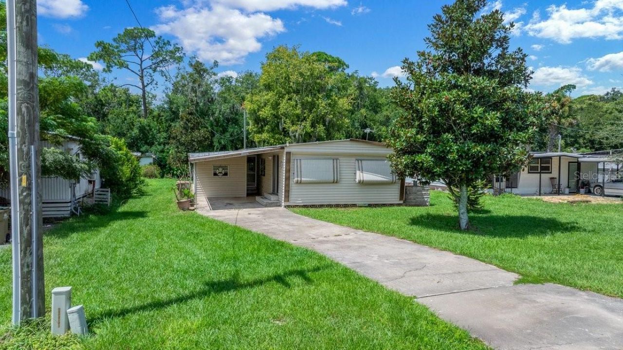 13337 Woodland Drive, Astatula, FL 34705 Photo