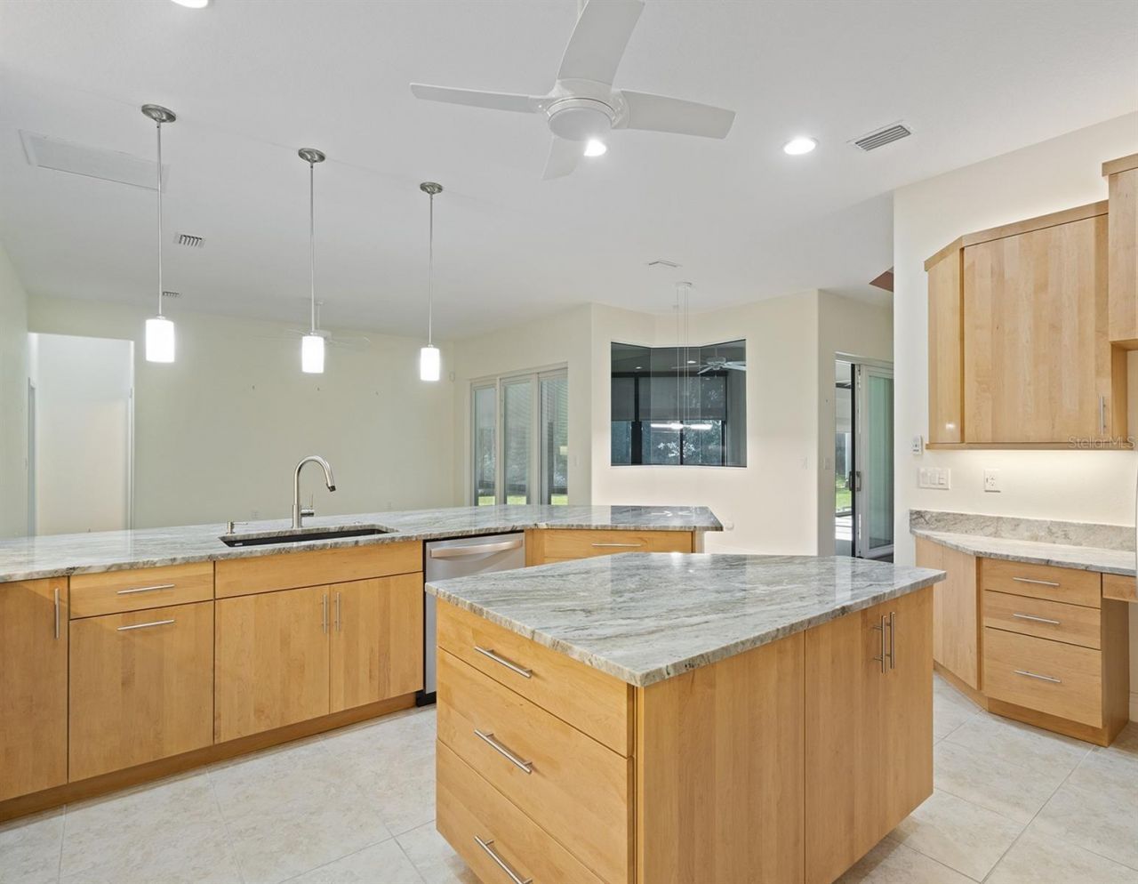 8348 Bridgeport Bay Circle, Mount Dora, FL 32757 Photo