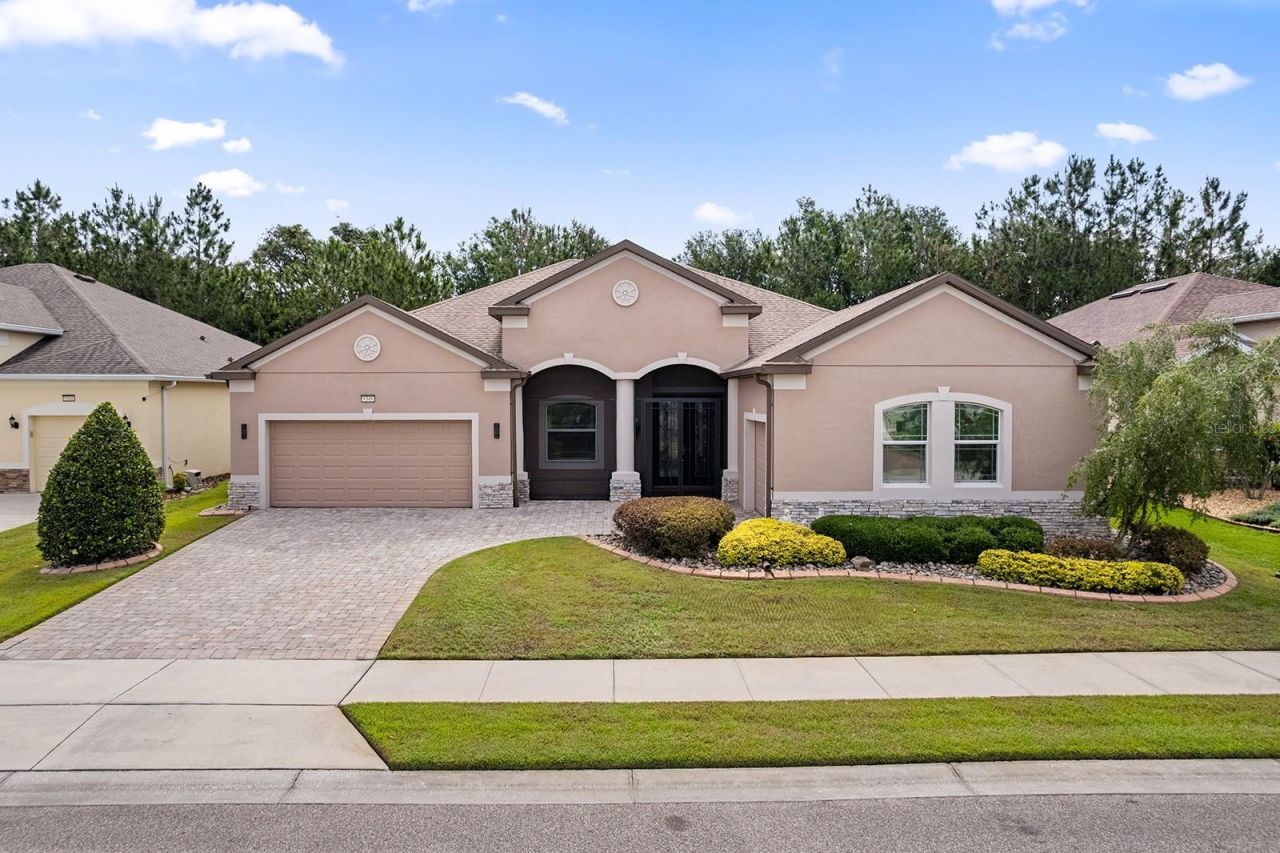 8348 Bridgeport Bay Circle, Mount Dora, FL 32757 Photo