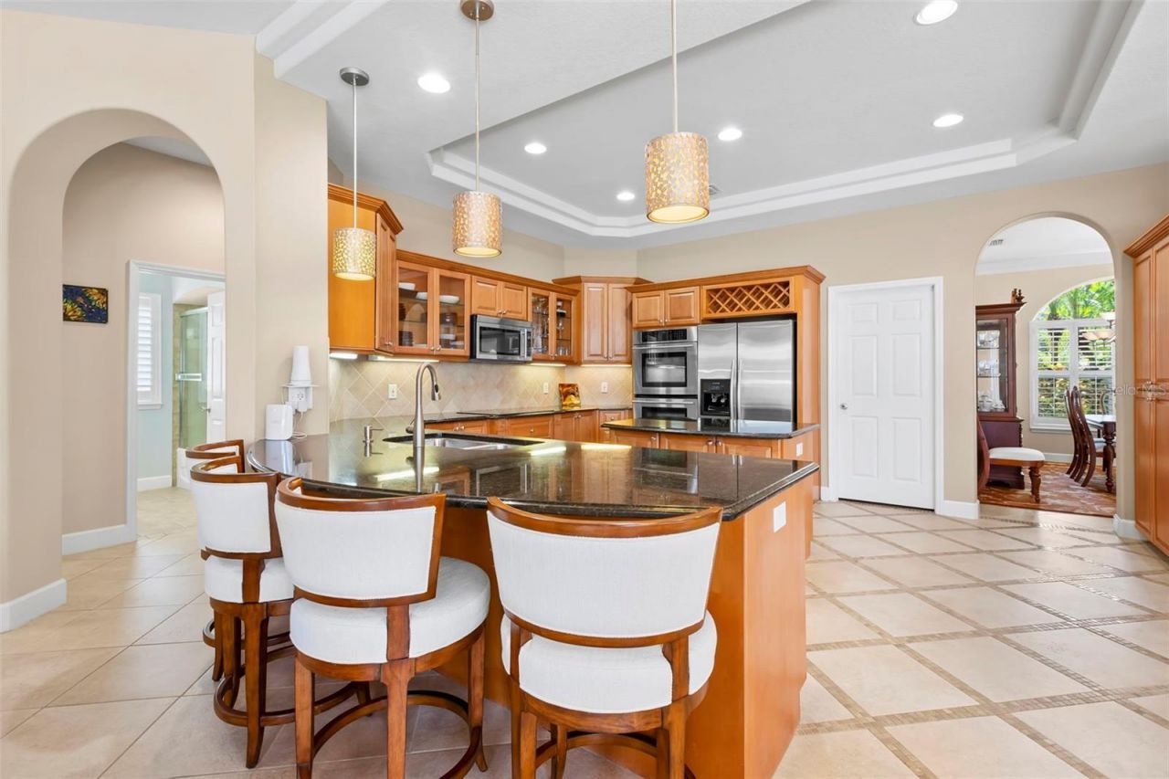 10205 Falcon Terrace, Seminole, FL 33778 Photo