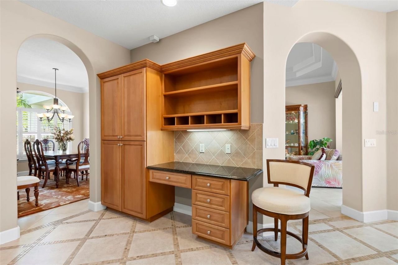 10205 Falcon Terrace, Seminole, FL 33778 Photo