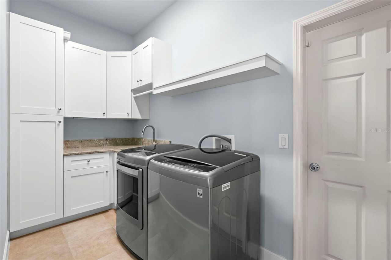 10205 Falcon Terrace, Seminole, FL 33778 Photo