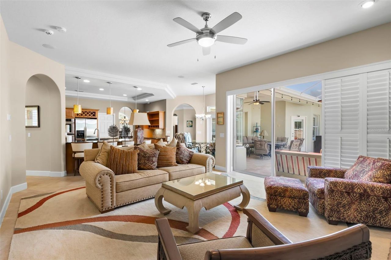 10205 Falcon Terrace, Seminole, FL 33778 Photo