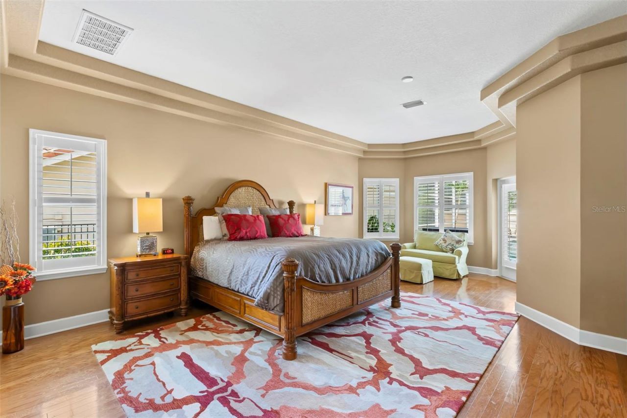 10205 Falcon Terrace, Seminole, FL 33778 Photo