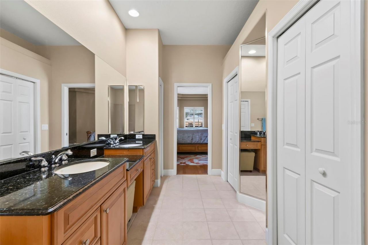 10205 Falcon Terrace, Seminole, FL 33778 Photo