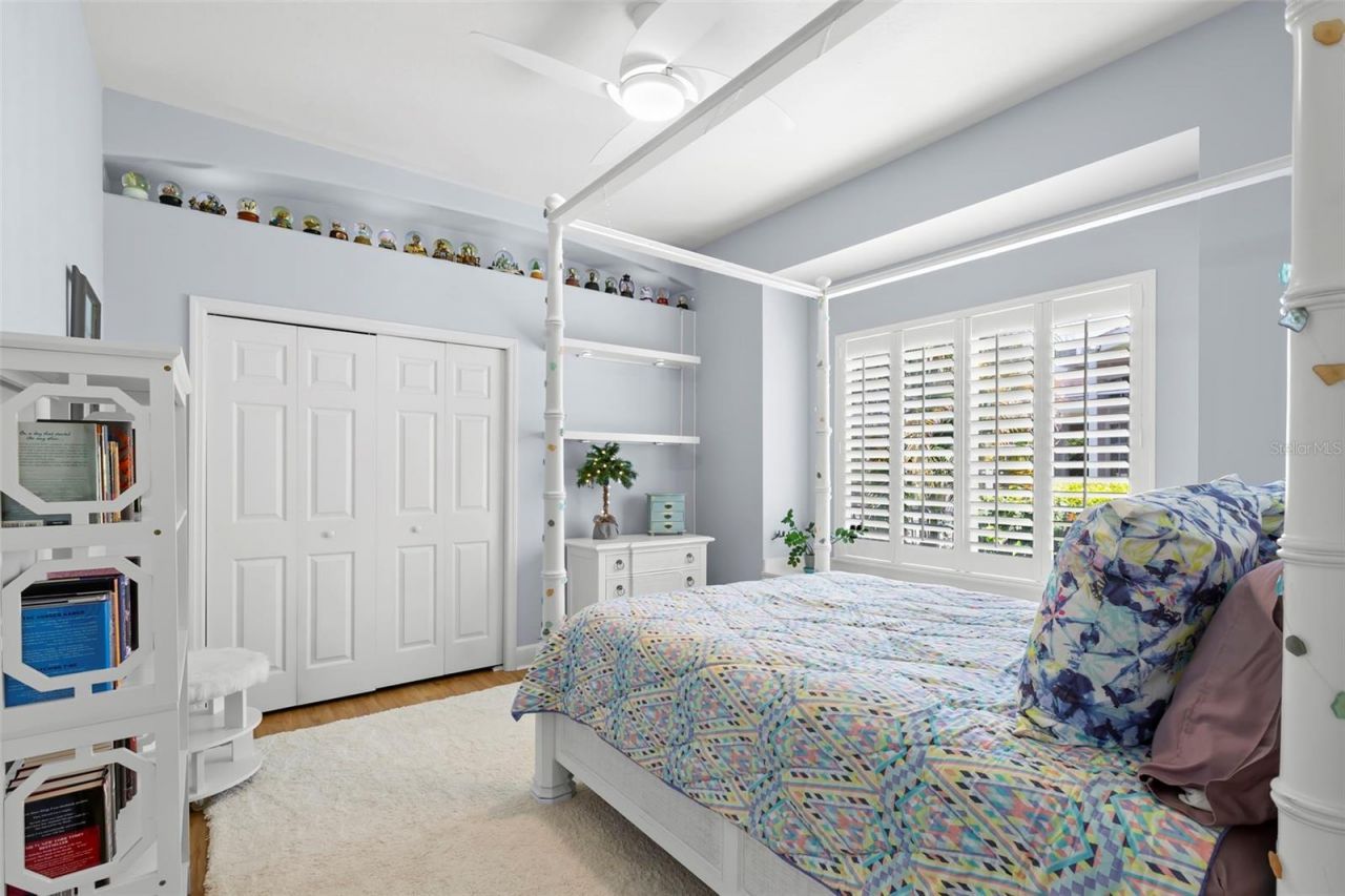10205 Falcon Terrace, Seminole, FL 33778 Photo