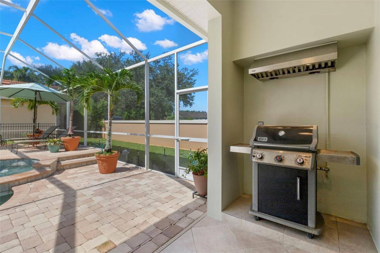 10205 Falcon Terrace, Seminole, FL 33778 Photo