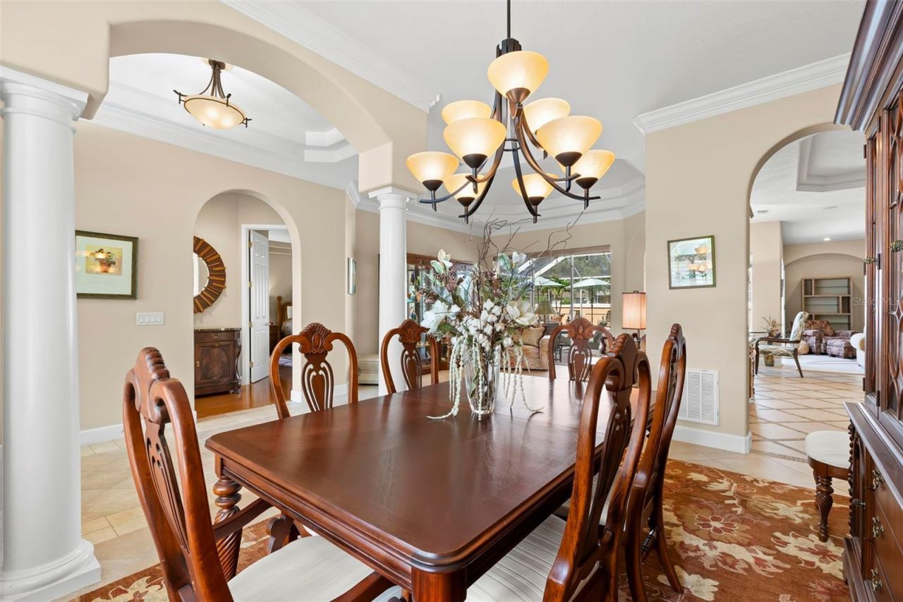 10205 Falcon Terrace, Seminole, FL 33778 Photo