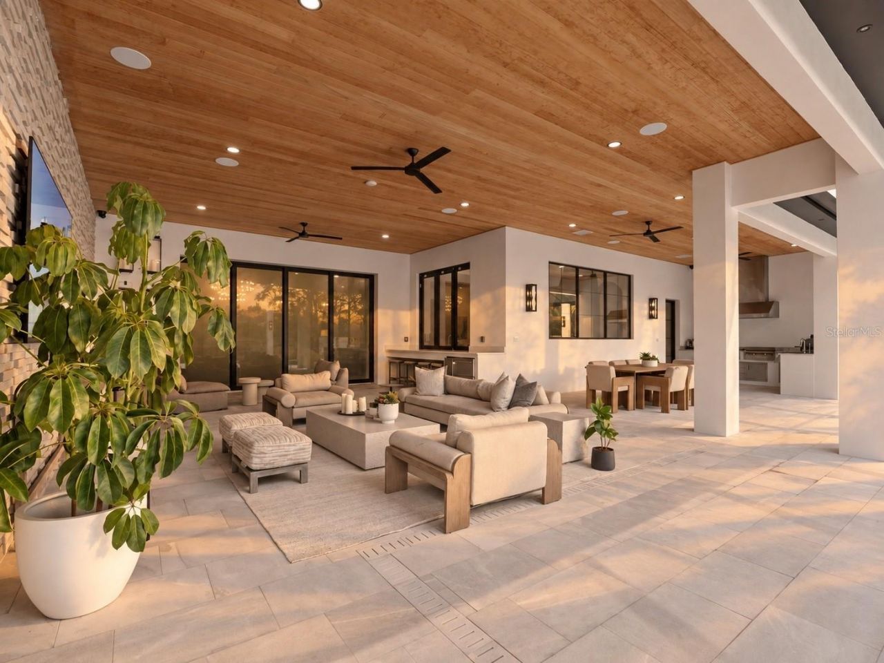 17602 Grande Estates Place, Lutz, FL 33549 Photo