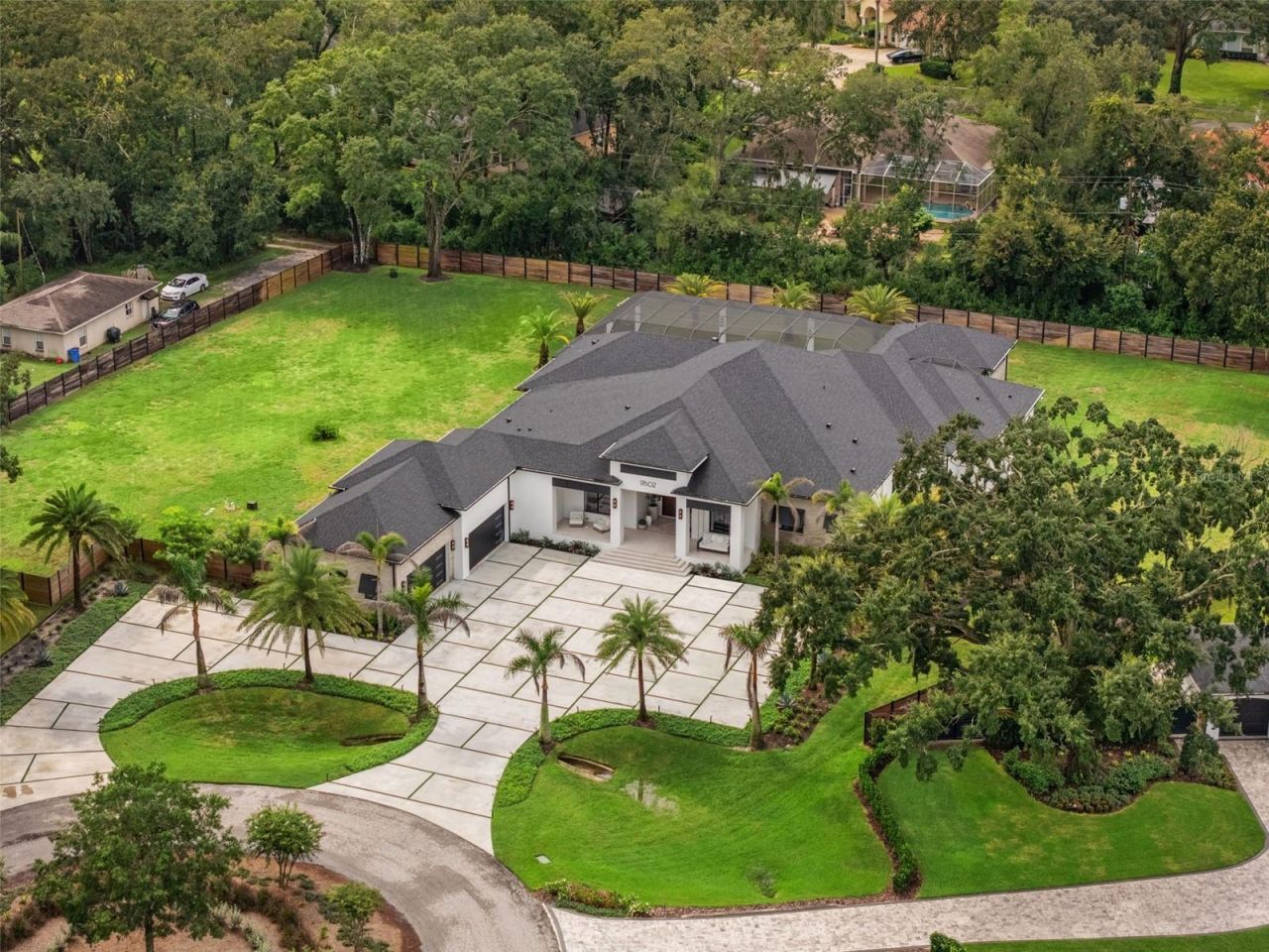 17602 Grande Estates Place, Lutz, FL 33549 Photo
