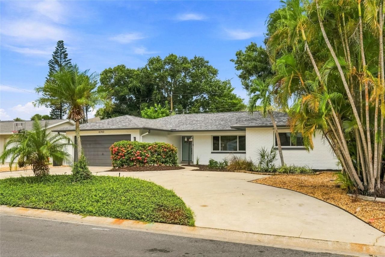 6743 16th Avenue N, Saint Petersburg, FL 33710 Photo
