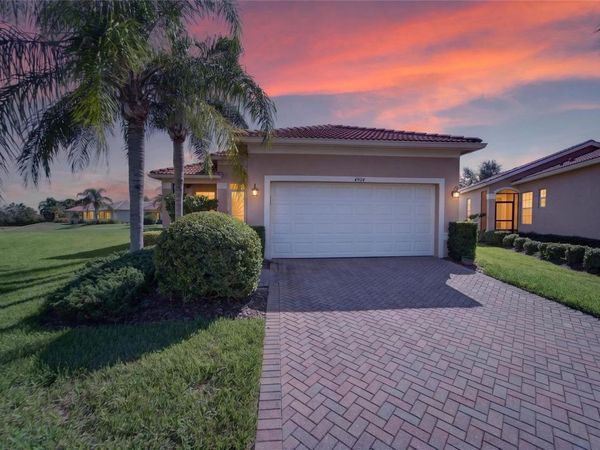 4904 ROCK ISLAND COURT , WIMAUMA, FL 33598