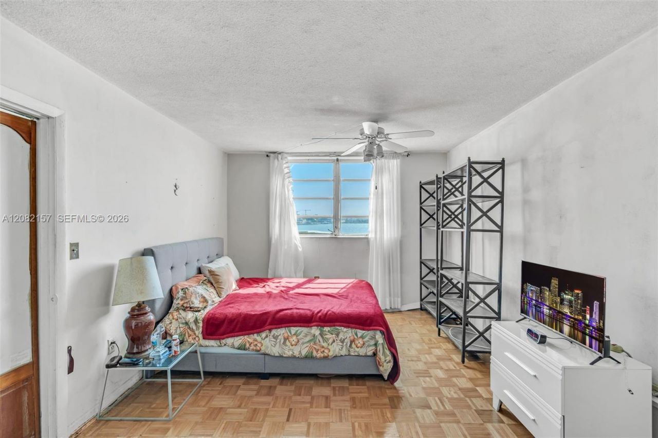 3010 Marcos Dr, Unit R308, Aventura, FL 33160 Photo